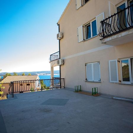 Apartments Pusic Omiš Exteriér fotografie